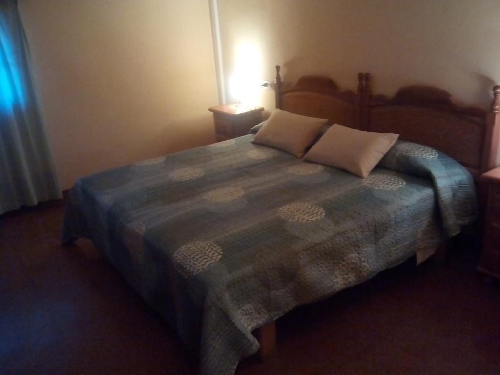 Puig Gros Hotell Montrás Rum bild